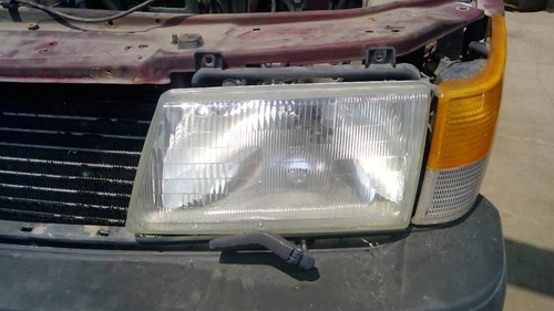 Driver left headlight - driver,